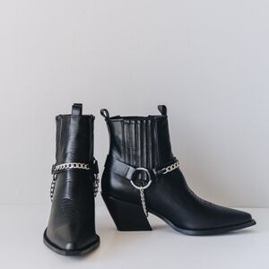 Billini - Ellison Semi-Patent Boots - Black